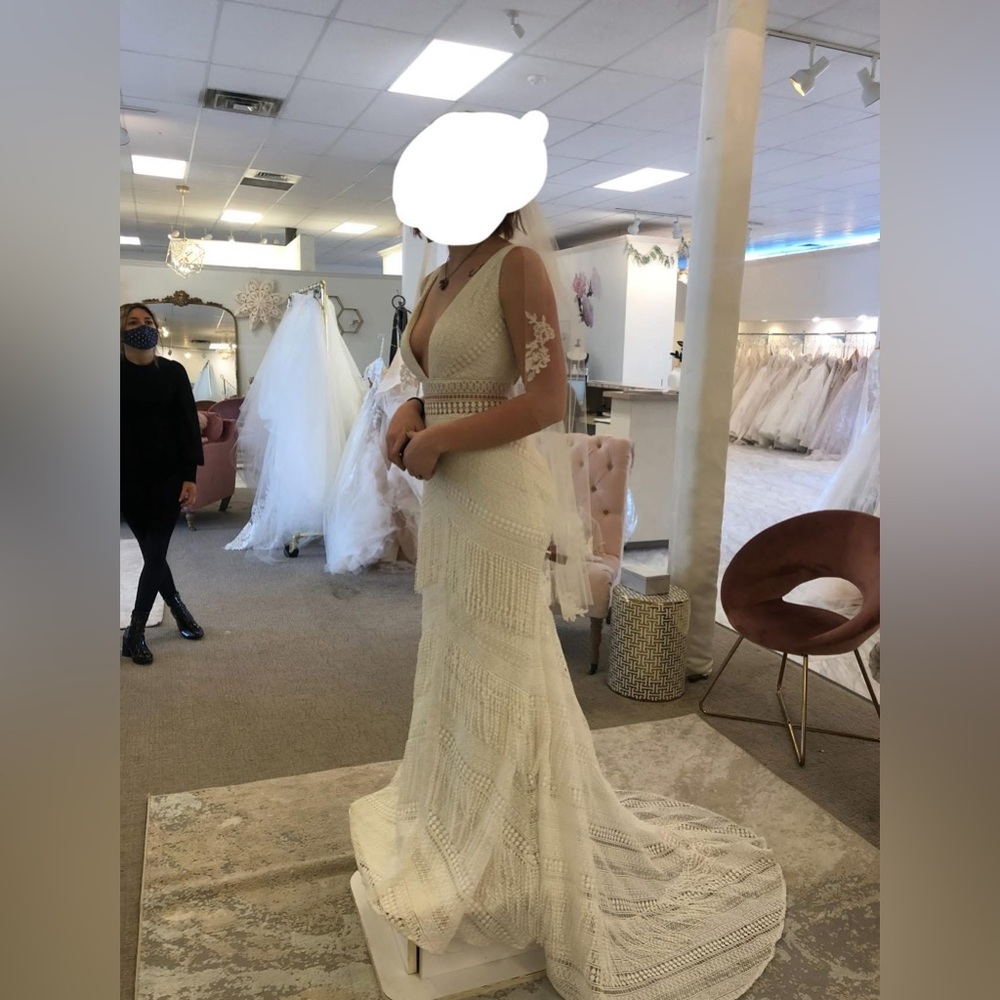 Elegant Boho Chic Wedding Dress